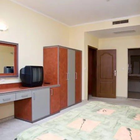 Hrizantema Szálloda Napospart