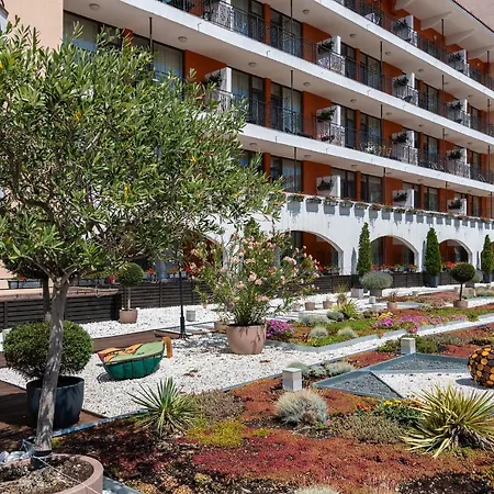 Hrizantema Hotel