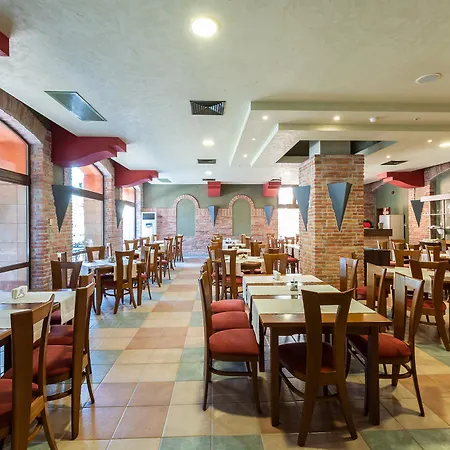 Hrizantema فندق 4*