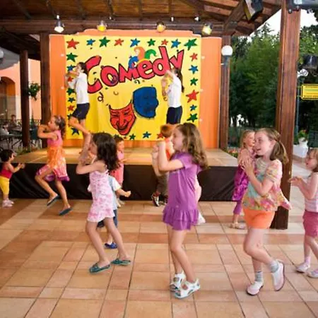 Hrizantema فندق 4*