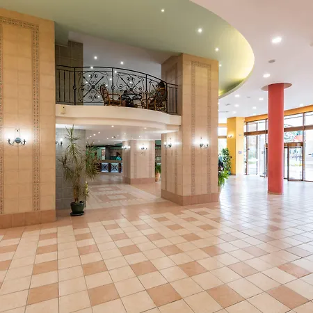 Hrizantema Otel Sunny Beach