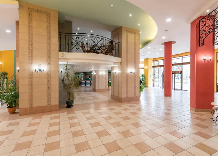 Hrizantema Hotell Slăntjev Brjag